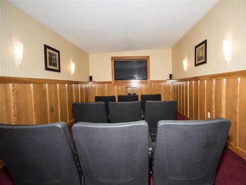 Red Roof Inn & Suites Newport News