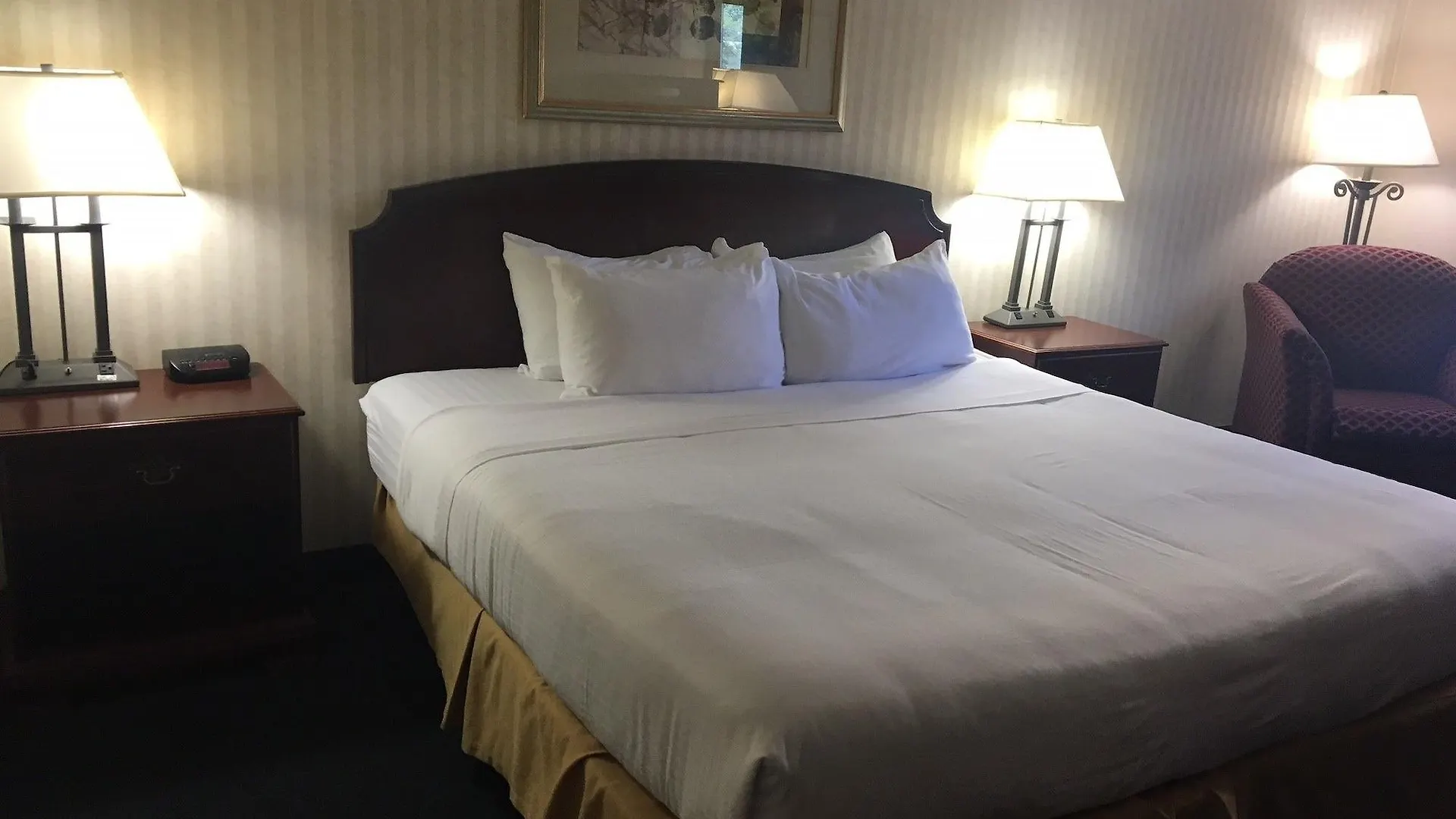 Red Roof Inn & Suites Newport News
