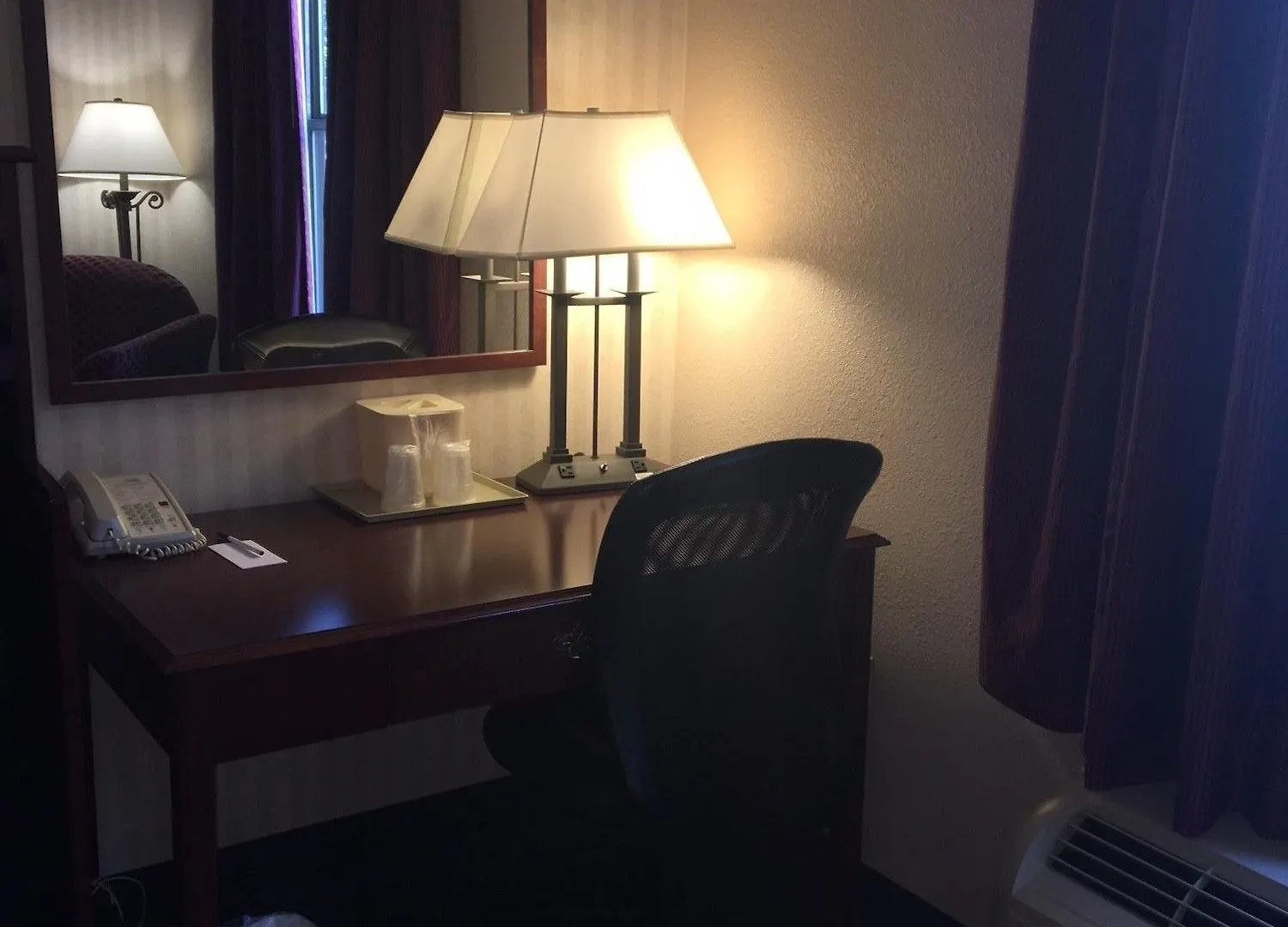Motel Red Roof Inn & Suites Newport News