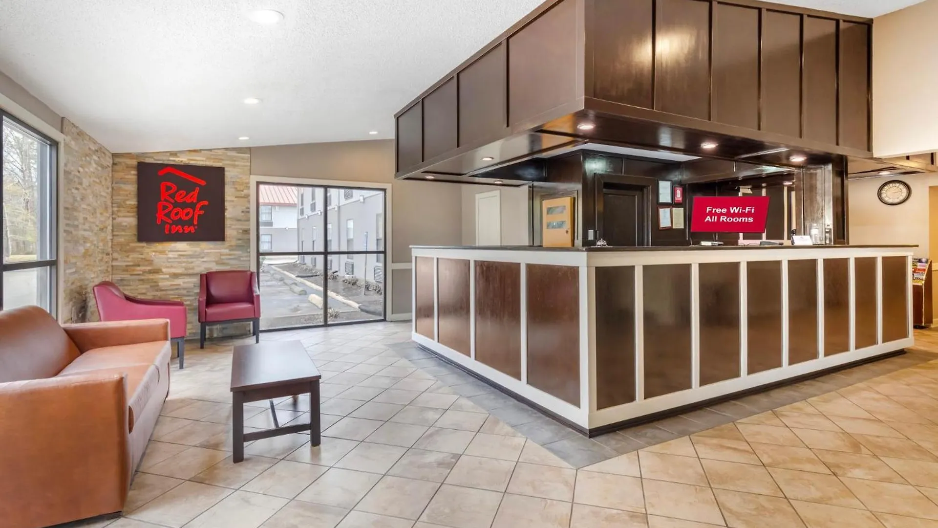 Red Roof Inn & Suites Newport News Motel