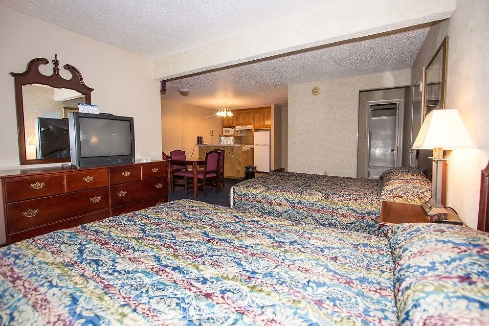 Red Roof Inn & Suites Newport News